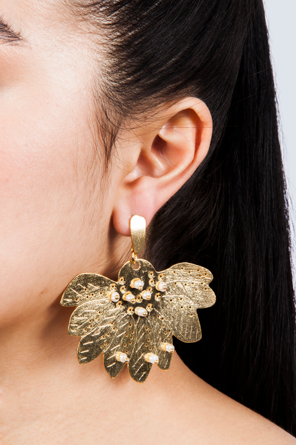 Colombian Jewelry Gold Lotus Flower Earrings